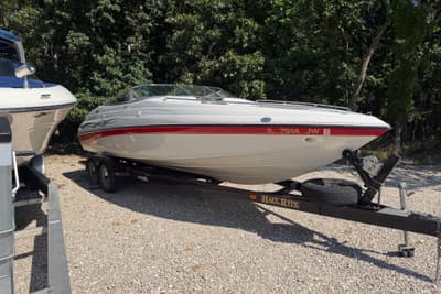 BOATZON | Crownline 266 BR 2006