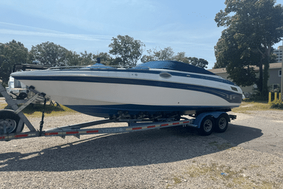 BOATZON | Crownline 270 2005