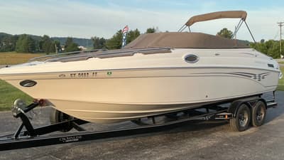 BOATZON | Crownline 270 2006