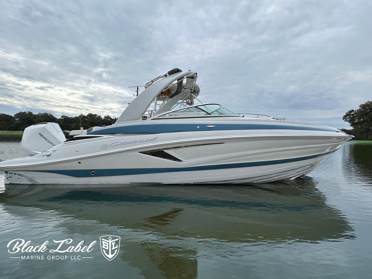 2024 Crownline 270 XSS - Sold Boat