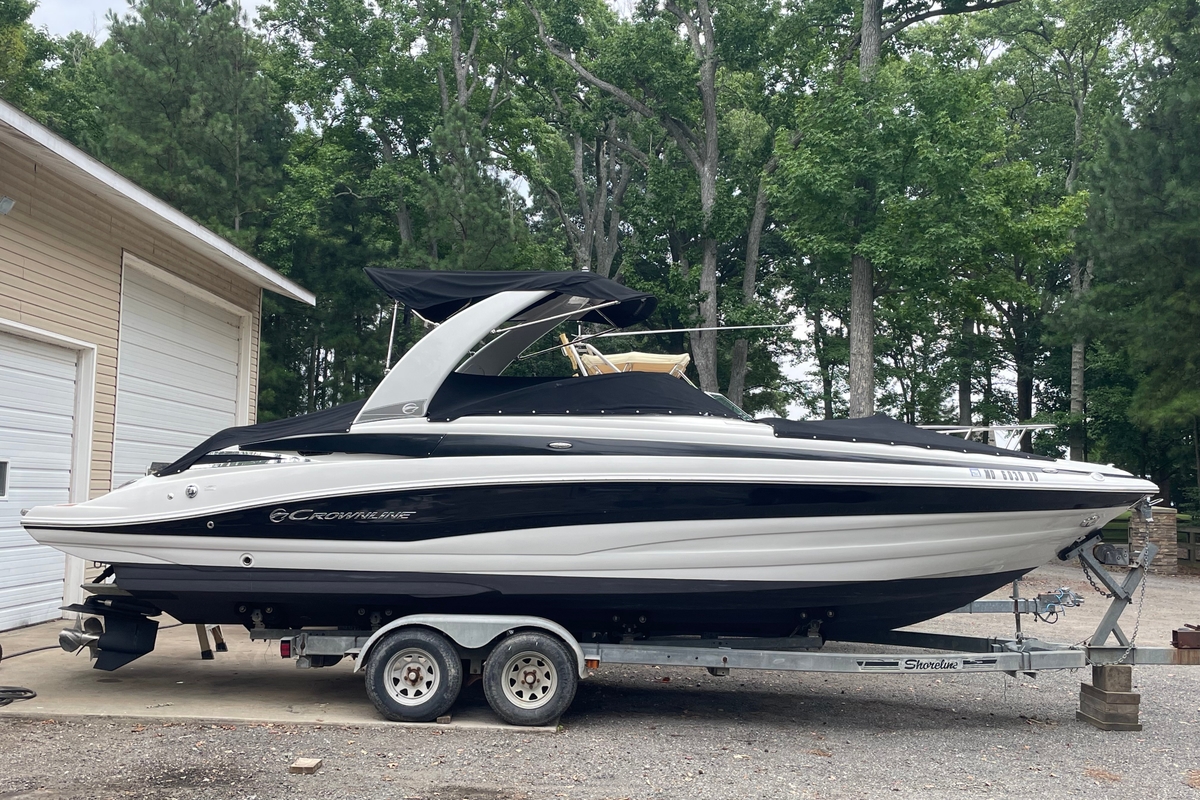 2017 Crownline 285 SS - Sold Boat