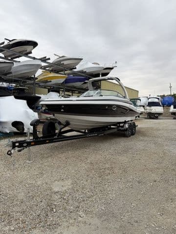 BOATZON | Crownline 288SS 2026