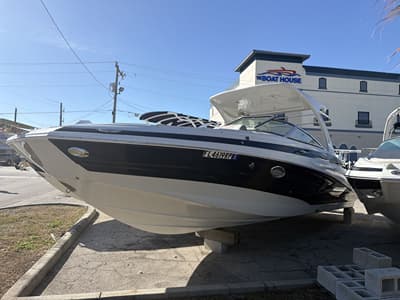 BOATZON | Crownline 29 XS 2018