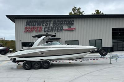 BOATZON | Crownline 290 SS 2023