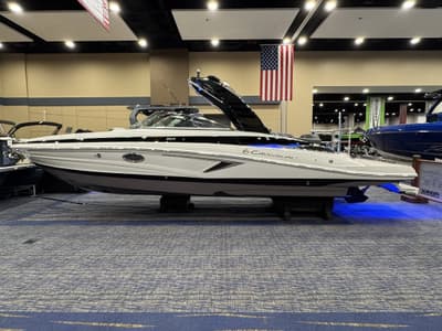 BOATZON | Crownline 298 SS 2026