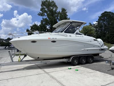 BOATZON | Crownline 310 CRX 2023