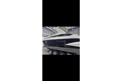 BOATZON | Crownline 350 SY 2015