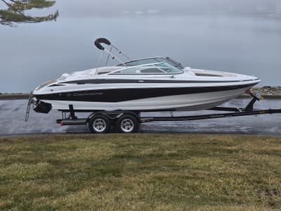 BOATZON | Crownline Bowrider 235 SS 2012