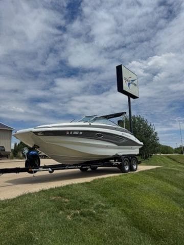 BOATZON | Crownline E 235 2020 BOATZON | Crownline E 235 2020