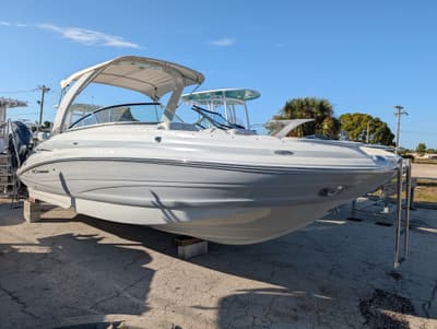 BOATZON | Crownline E26 XS 2018
