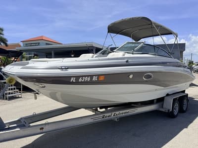 BOATZON | Crownline E26 XS 2018