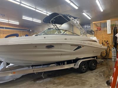 BOATZON | Crownline E260 XS 2024 BOATZON | Crownline E260 XS 2024
