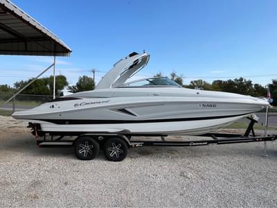 BOATZON | Crownline E275 2023