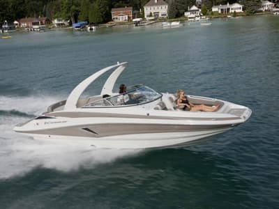 BOATZON | Crownline E275 2027