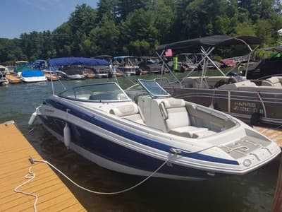 BOATZON | Crownline Eclipse E 255 2022
