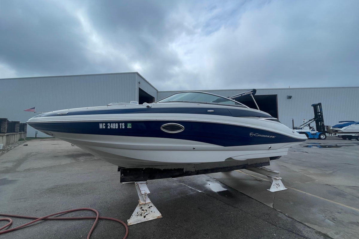 Crownline Eclipse E2 2012