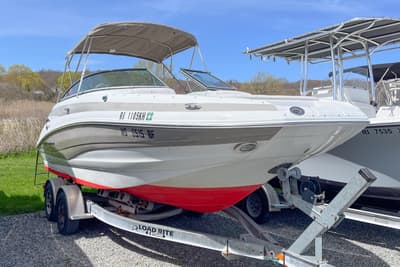 BOATZON | Crownline Eclipse E2 XS 2015
