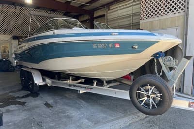 BOATZON | Crownline Eclipse E215 XS 2022