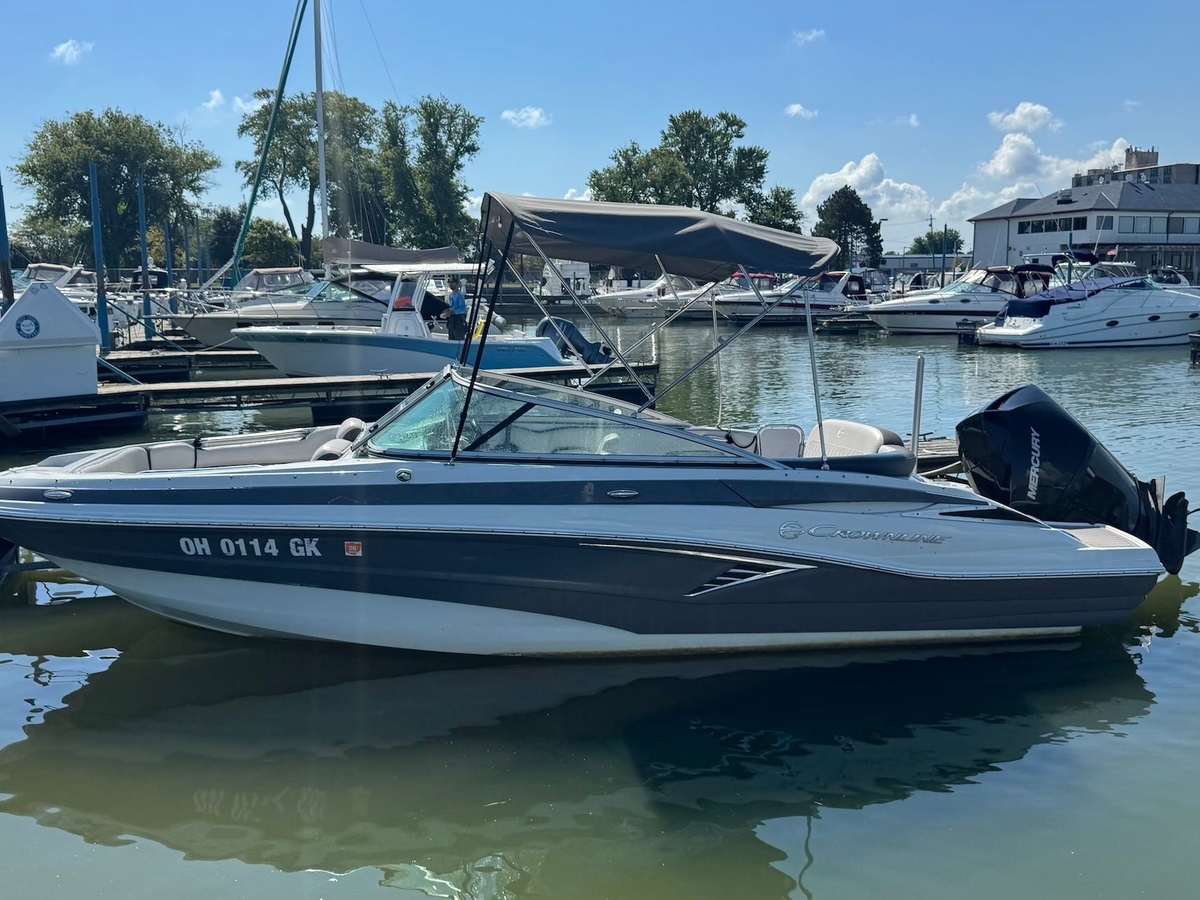 2023 Crownline Eclipse E215 XS - Sold Boat