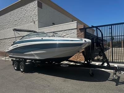 BOATZON | Crownline Eclipse E235 XS 2022 BOATZON | Crownline Eclipse E235 XS 2022
