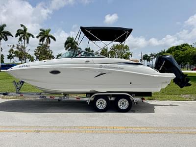 BOATZON | Crownline Eclipse E235 XS 2023 BOATZON | Crownline Eclipse E235 XS 2023