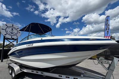 BOATZON | Crownline Eclipse E235 XS 2023