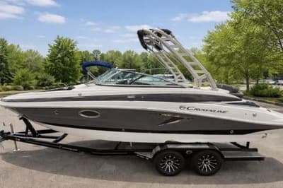 BOATZON | Crownline Eclipse E255 2026