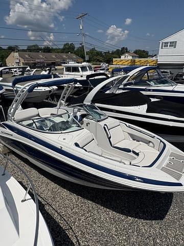 BOATZON | Crownline Eclipse E260 XS 2025 BOATZON | Crownline Eclipse E260 XS 2025