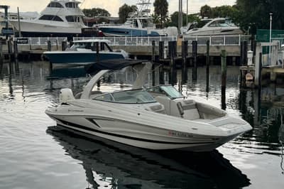 BOATZON | Crownline Eclipse E275 XS 2019 BOATZON | Crownline Eclipse E275 XS 2019