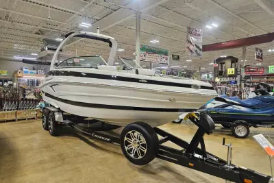 BOATZON | Crownline SS Series 260 SS 2025
