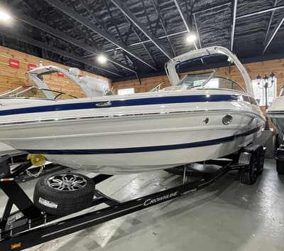 BOATZON | Crownline SS Series 260 SS 2026
