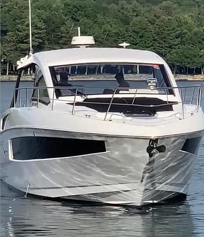 BOATZON | Cruisers 390 Express Coupe 2018 BOATZON | Cruisers 390 Express Coupe 2018