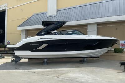 BOATZON | Cruisers Sport Series 328 BR 2015