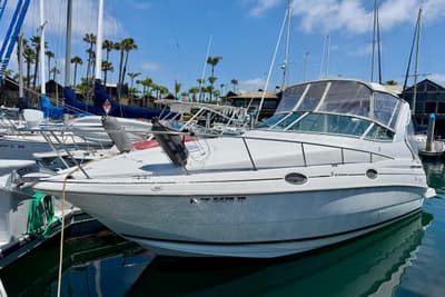 BOATZON | Cruisers Yachts 2870 Express 2002
