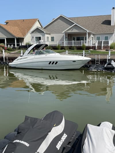 BOATZON | Cruisers Yachts 330 Express 2008