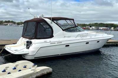 BOATZON | Cruisers Yachts 3375 Esprit 1999