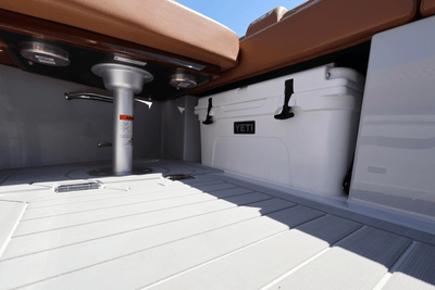 BOATZON | Cruisers Yachts 34 GLS South Beach Outboard 2024 BOATZON | Cruisers Yachts 34 GLS South Beach Outboard 2024