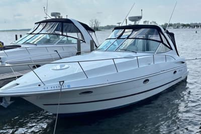 BOATZON | Cruisers Yachts 3470 Express 2001