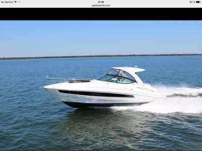 BOATZON | Cruisers Yachts 35 Express 2016