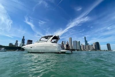 BOATZON | Cruisers Yachts 3575 Express 2000