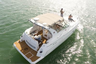 BOATZON | Cruisers Yachts 3575 Express 2002 BOATZON | Cruisers Yachts 3575 Express 2002