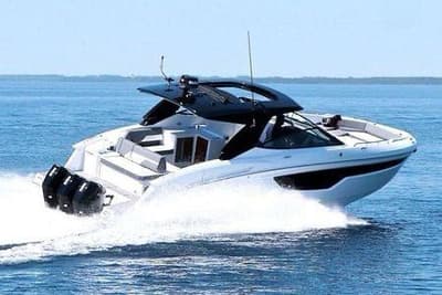 BOATZON | Cruisers Yachts 38 GLS OB 2023