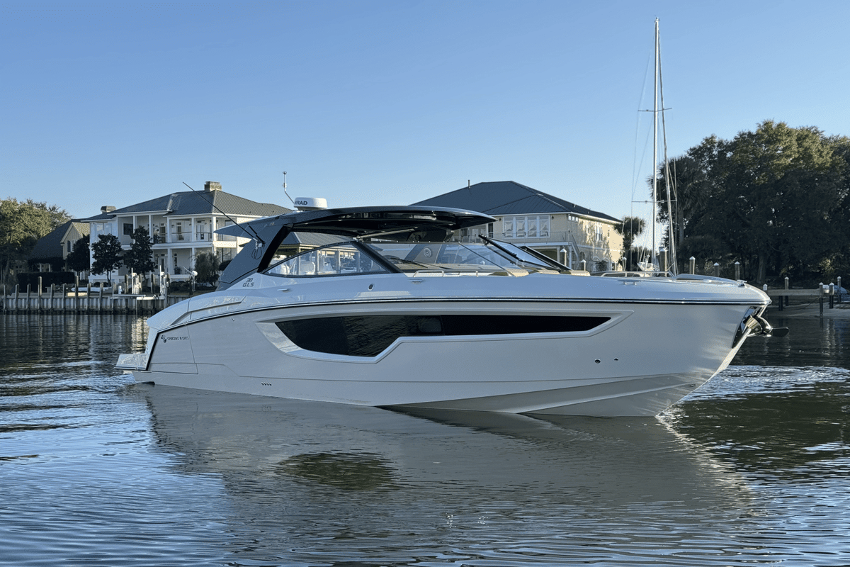 2025 Cruisers Yachts 38 GLS Outboard - Sold Boat