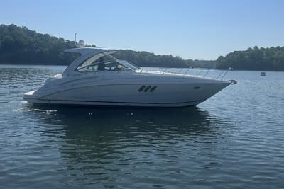 BOATZON | Cruisers Yachts 380 Express 2015