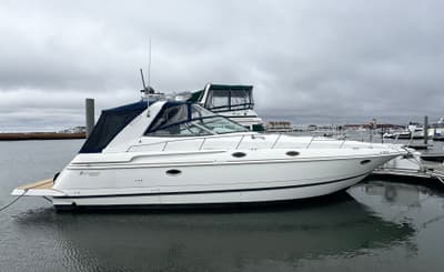 BOATZON | Cruisers Yachts 3870 Esprit 1998