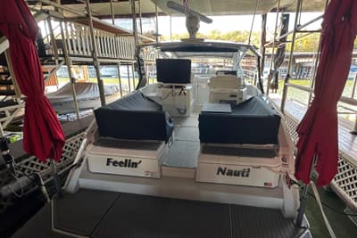 BOATZON | Cruisers Yachts 390 Express Coupe 2021 BOATZON | Cruisers Yachts 390 Express Coupe 2021