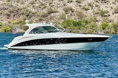 BOATZON | Cruisers Yachts 390 Sports Coupe 2011