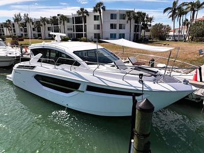 BOATZON | Cruisers Yachts 42 Cantius 2019 BOATZON | Cruisers Yachts 42 Cantius 2019