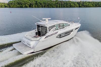 BOATZON | Cruisers Yachts 42 Cantius 2023 BOATZON | Cruisers Yachts 42 Cantius 2023