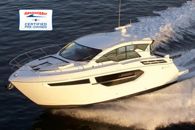 BOATZON | Cruisers Yachts 42 Cantius 2024